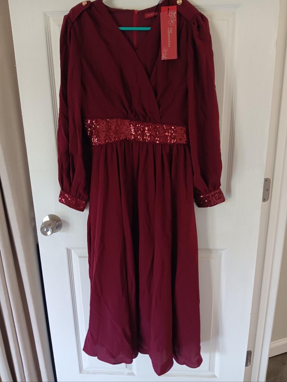 Women's Burgundy Sequin-Waist Maxi Dress